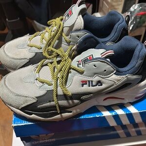 Fila Gray and Black Athletic Shoes with Chunky Design